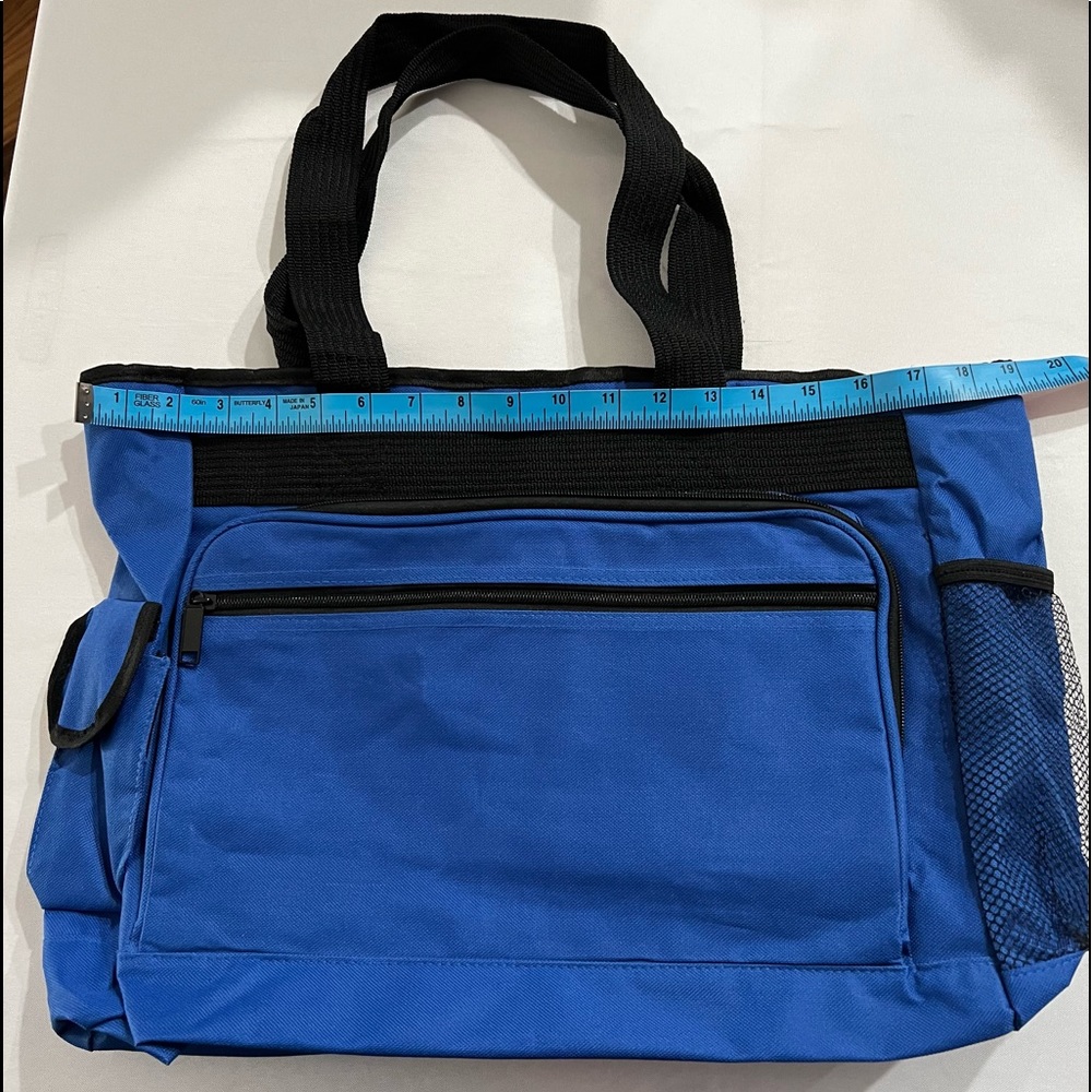 NWOT Laptop bag with lots of pockets, 19” x 12” x 5”